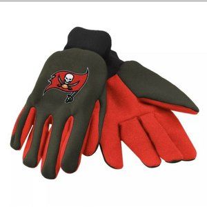NWT NFL Tampa Bay Buccaneers Colored Palm Utility Gloves Black w/ Red Palm FOCO